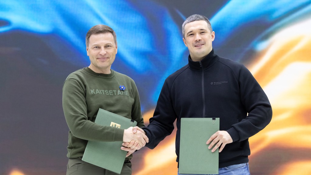 Kaitseminister Hanno Pevkur ja Ukraina kaitseminister Mykhailo Fedorov. 